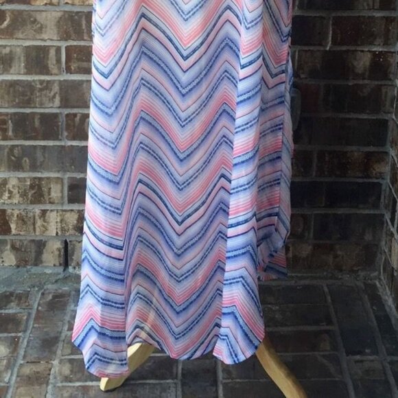 REWIND WOMEN'S SIZE XS DRESS CORAL, WHITE, & BLUE CHEVRON MAXI BEACH PARTY NWT - Picture 4 of 8